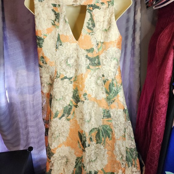 Gabby Skye Floral Dress Size 8 Great Shape - Picture 4 of 6